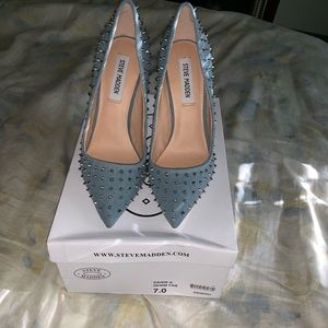 Steve Madden Daisie Denim Pumps